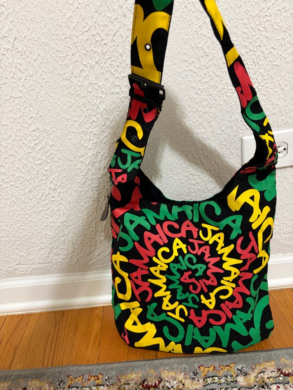Robin Ruth Tote Hobo BagBring RetroJamaica Graphics Crossbody Multicolour Baach